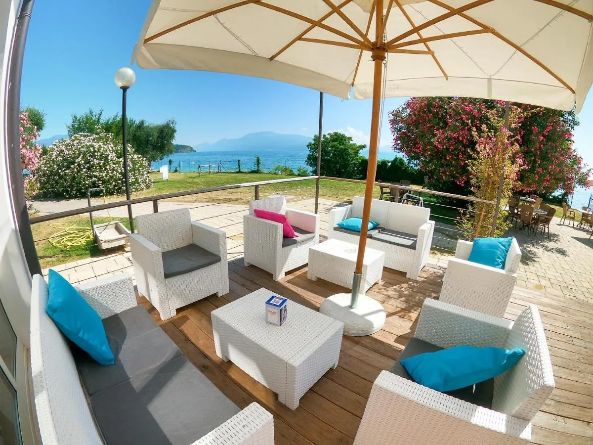Sivinos Camping Boutique Manerba del Garda Italia