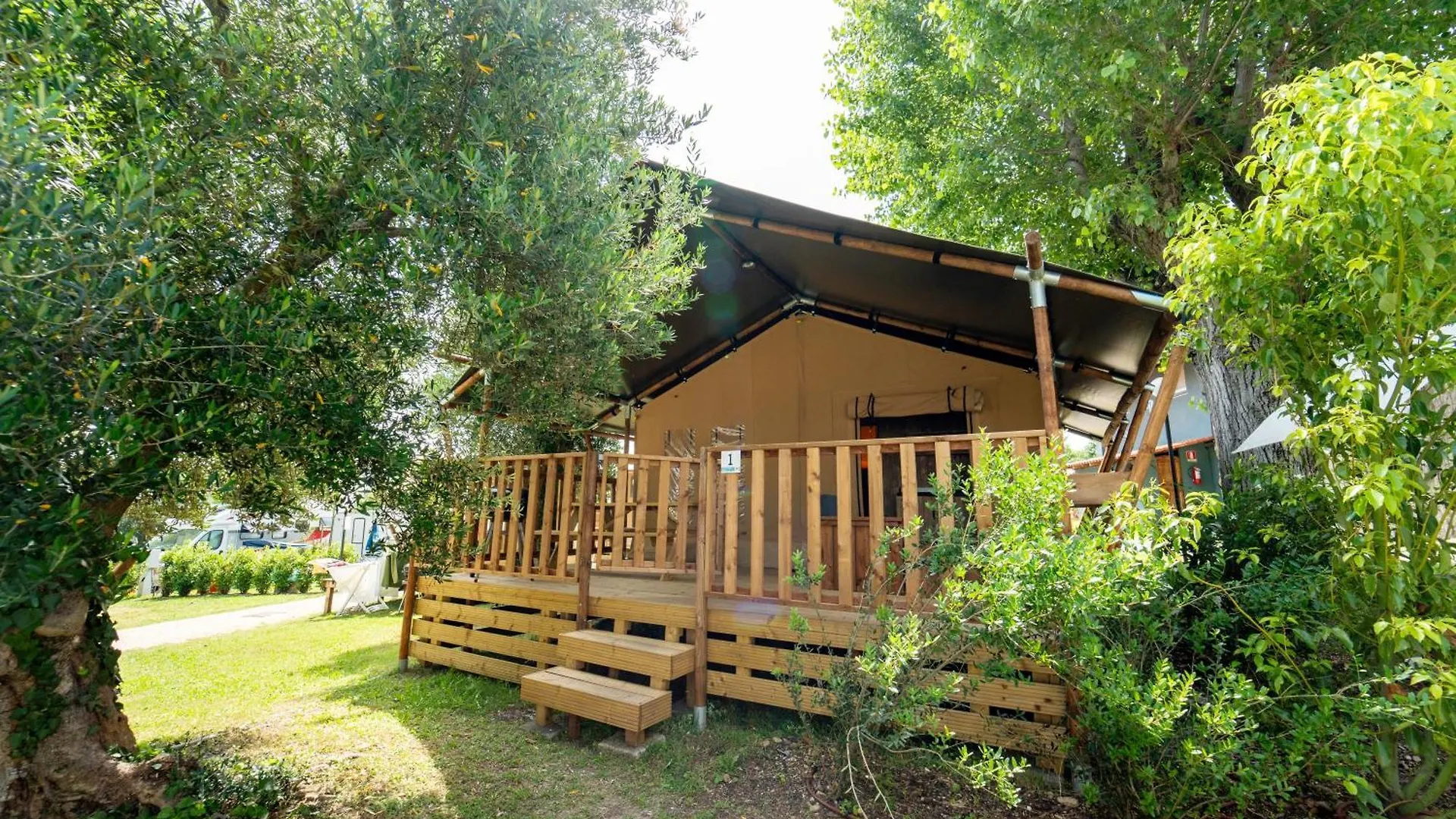 Sivinos Camping Boutique Manerba del Garda Italia