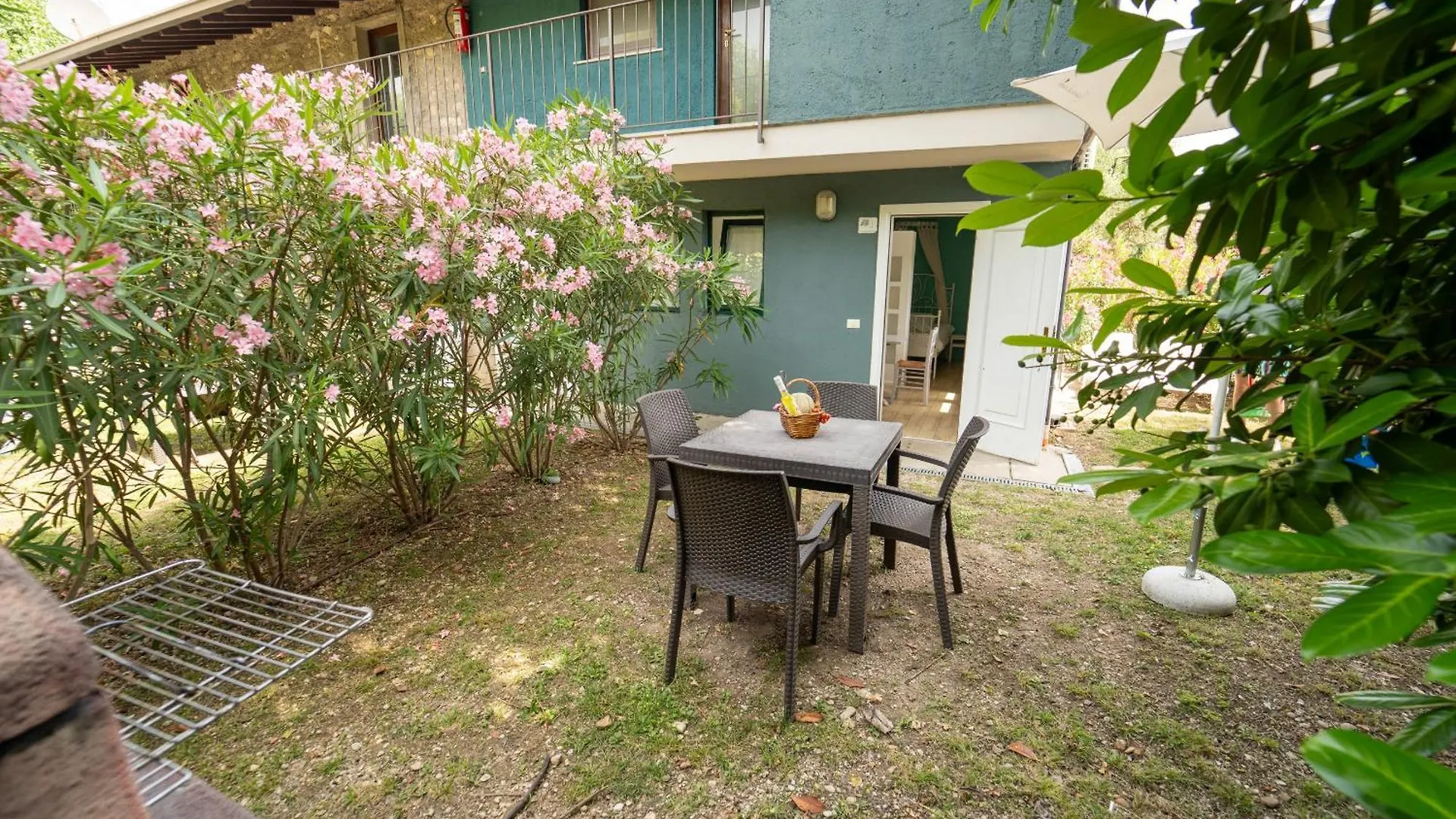 Sivinos Camping Boutique Manerba del Garda 0*,  Italia